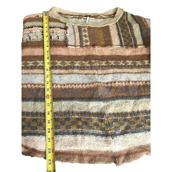 Free People December Skies Alpaca Wool Poncho Sweater Patchwork Boho Sz M Aztec - Picture 14 of 16